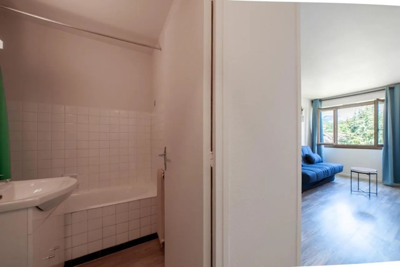 Loverchy Studio Annecy 0*,